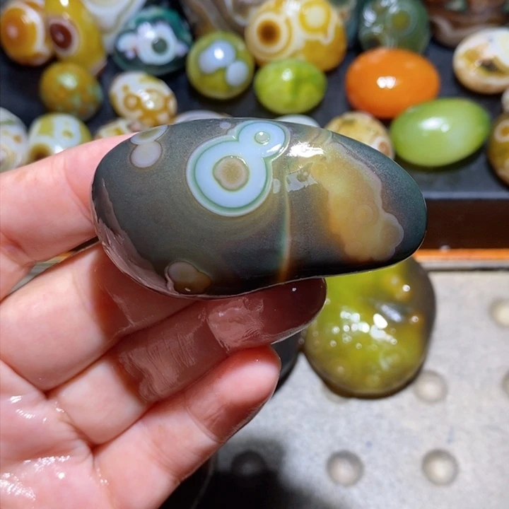 未镶嵌玛瑙/玉髓珠宝半成品52