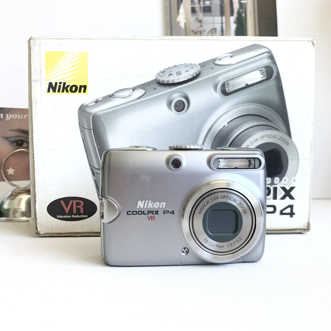 9新 Nikon/尼康 p4灰色带原盒 810万像素3倍变焦 复古柔焦冷白皮