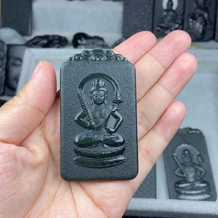 颈饰未镶嵌和田玉巴****会