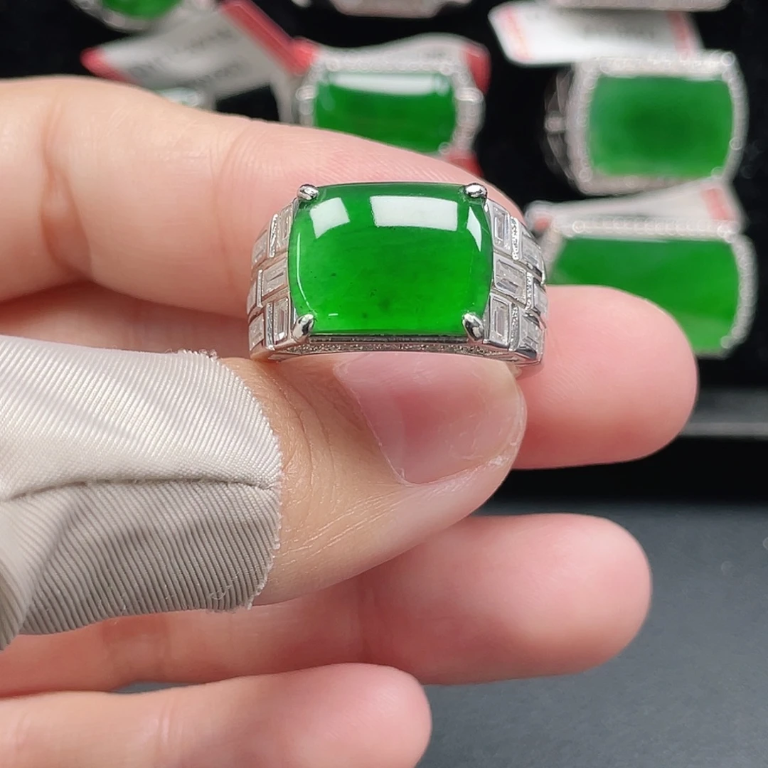 翡翠银S925镶嵌戒指天然A货翡翠没运费险4074