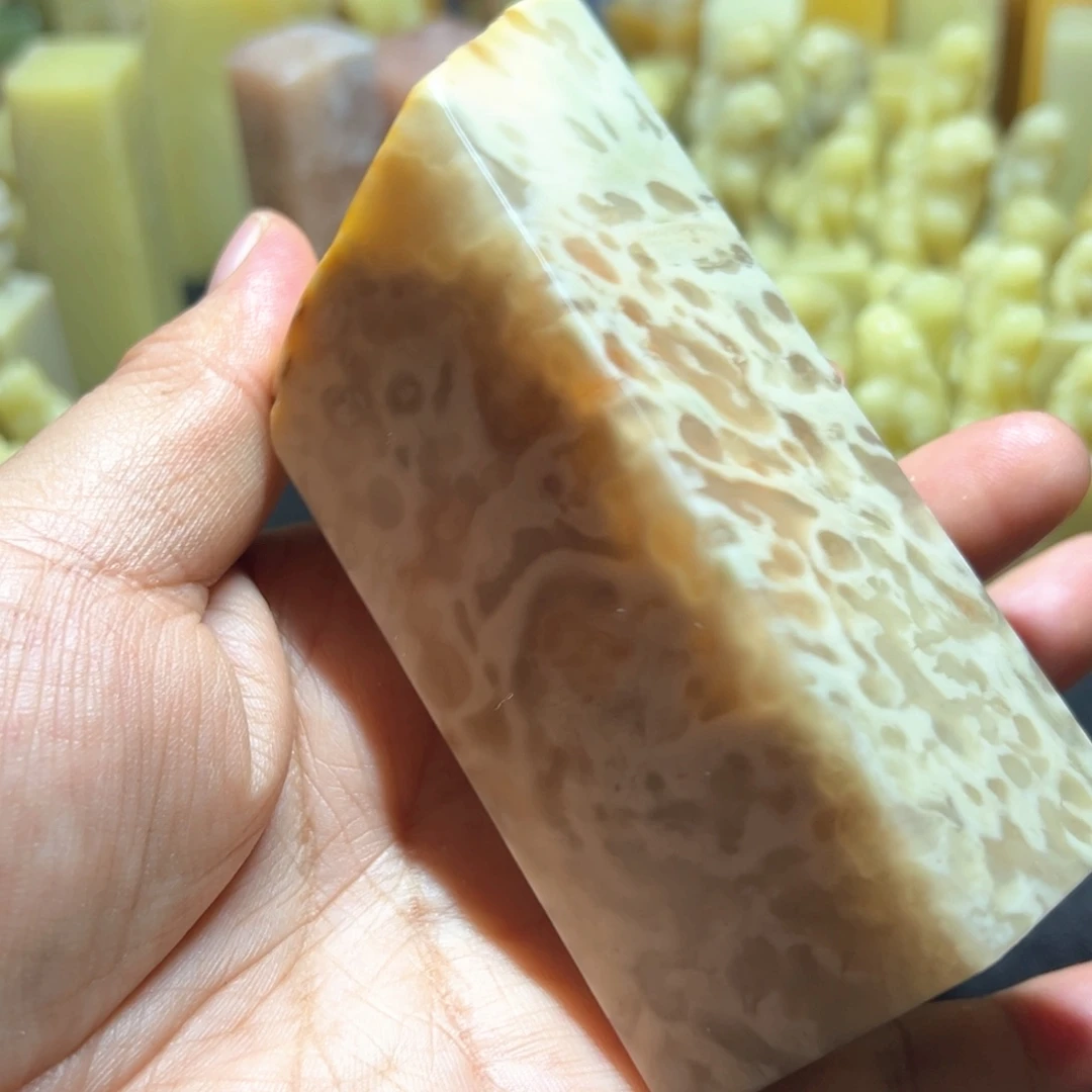 东***胡寿山石寿山特色印章
