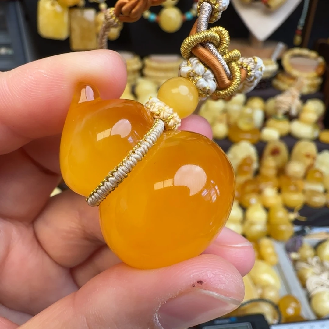 琥珀未镶嵌套链天然焦皮料蜜蜡葫芦吊坠