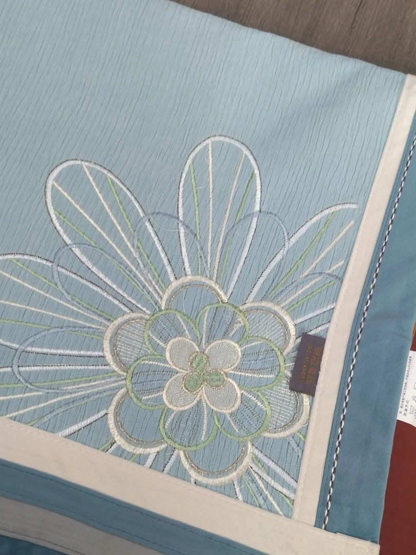 浅蓝四季通用复合雪尼尔沙发垫90*180