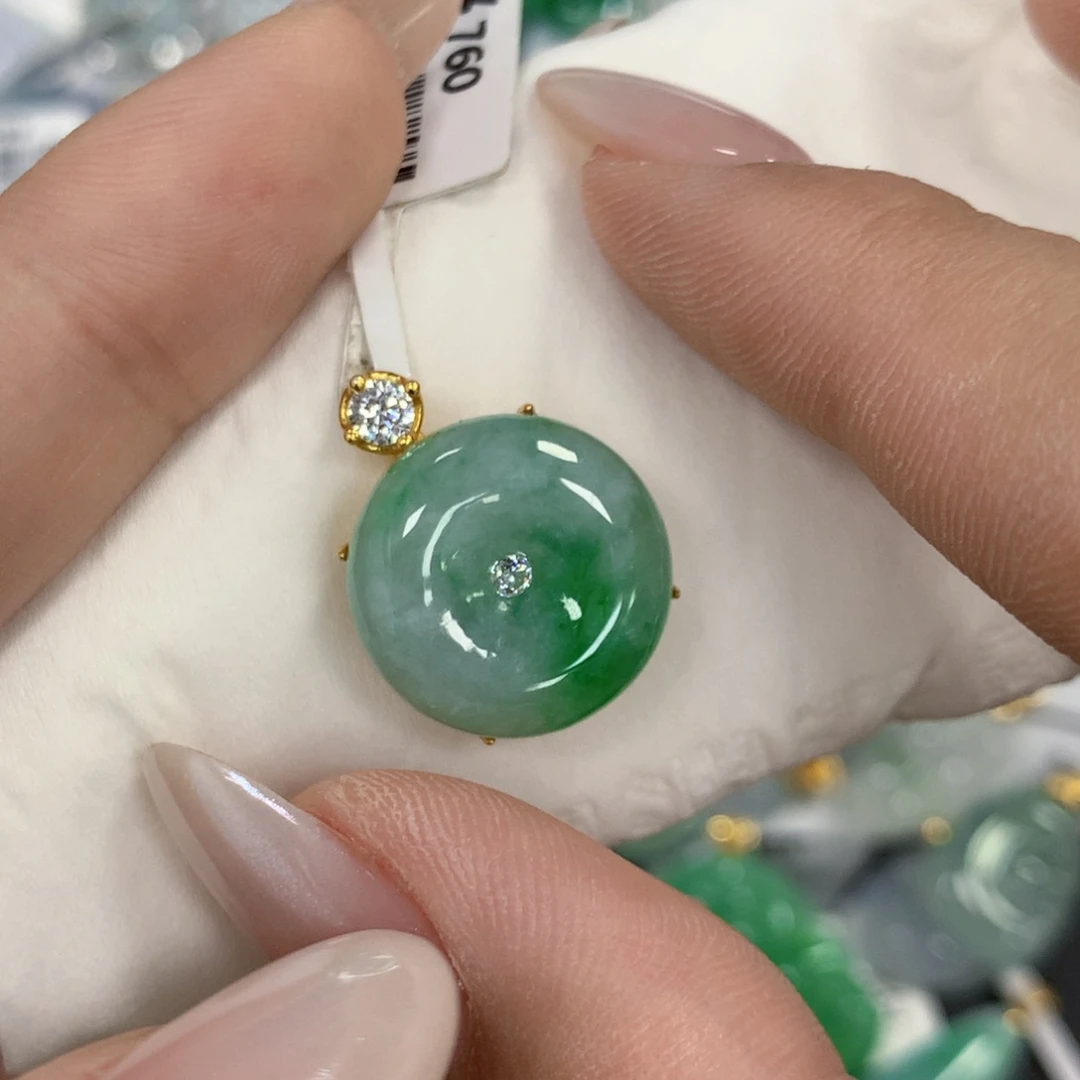 颈饰银S925镶嵌翡翠