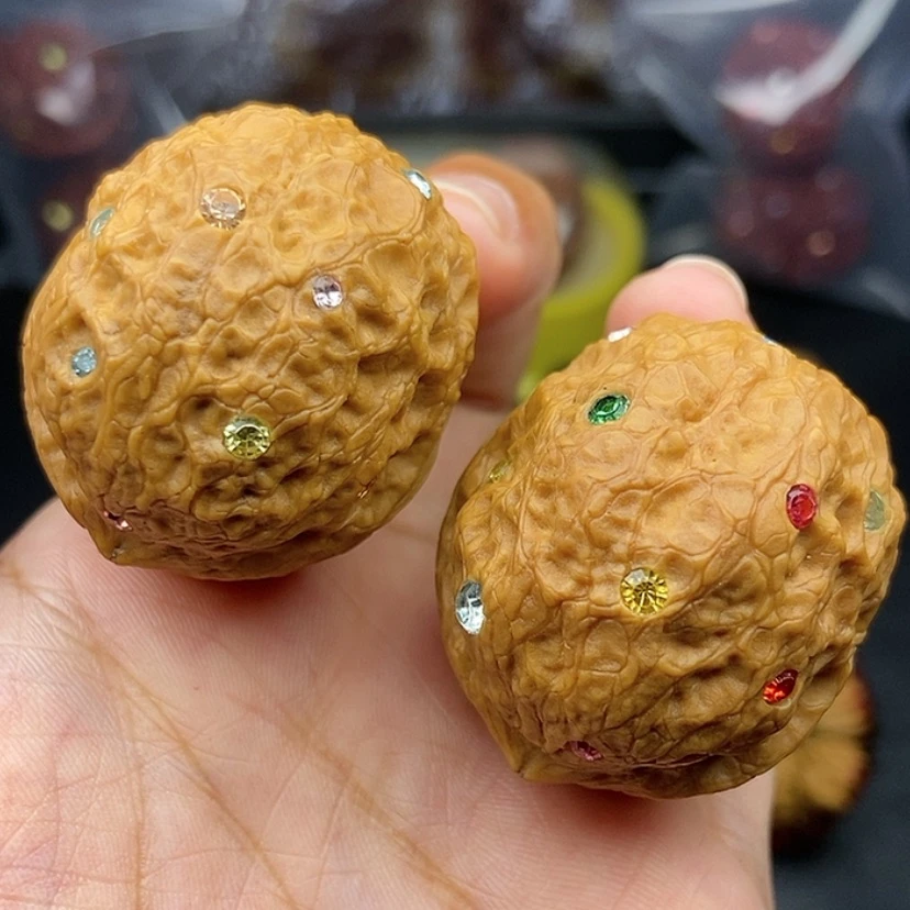 【闪购商品】把件文玩核桃40尺蛇皮元宝