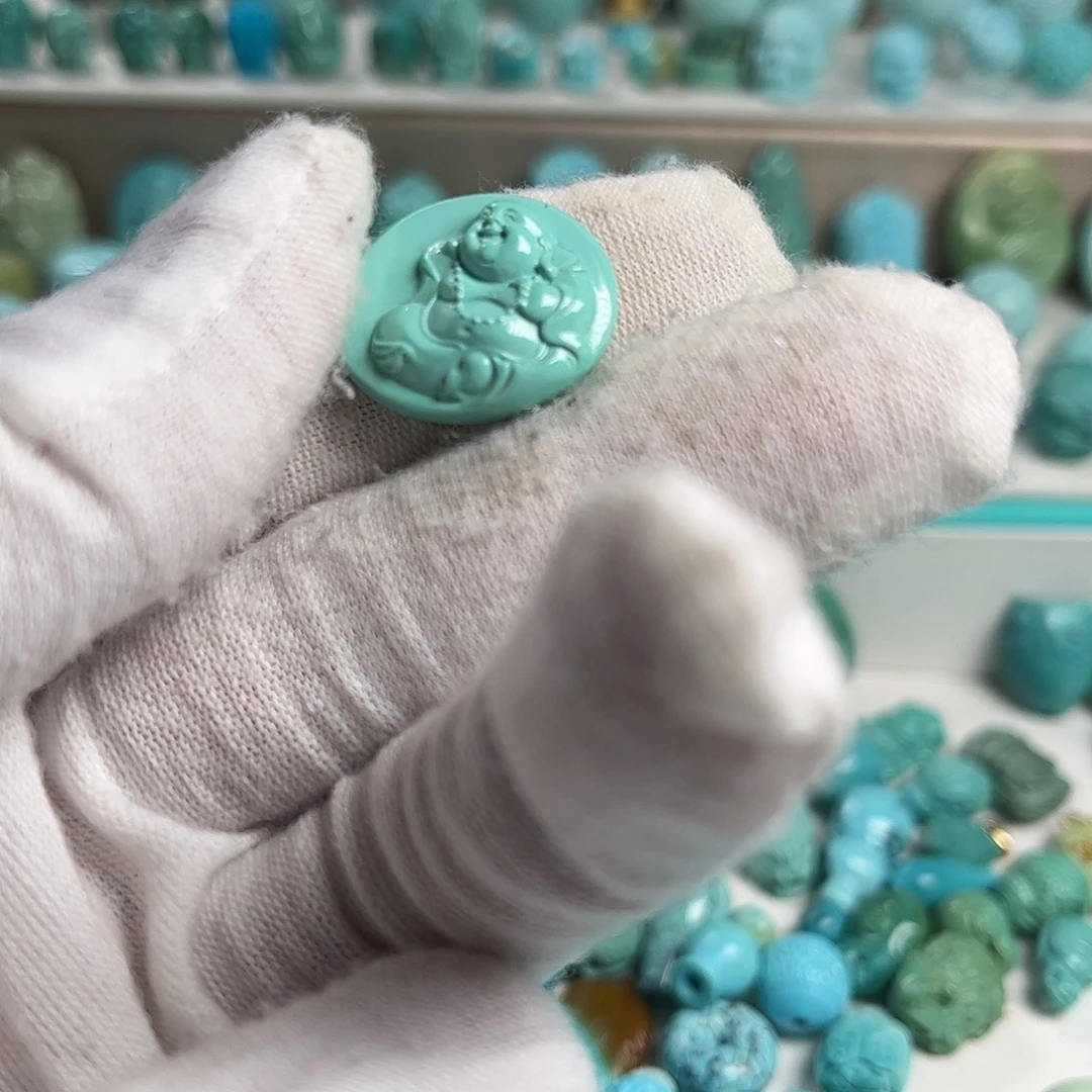 绿松石未镶嵌珠宝奇石