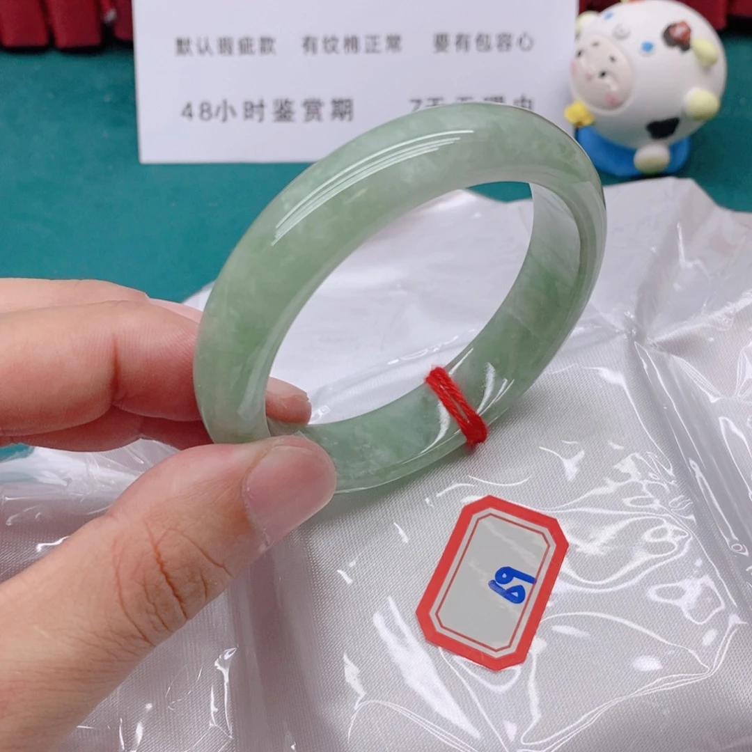 翡翠手镯未镶嵌6999999/57
