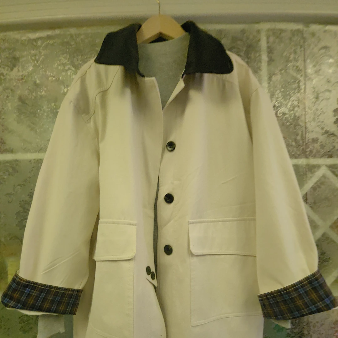 女士短款撞色格纹春秋季复古高级感风衣外套