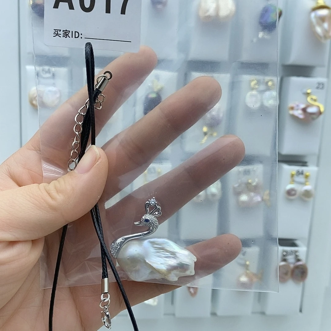 淡水珍珠钛钢颈饰