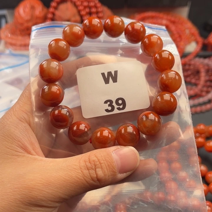 南红玛瑙未镶嵌多样性发货默认微瑕称重13mm