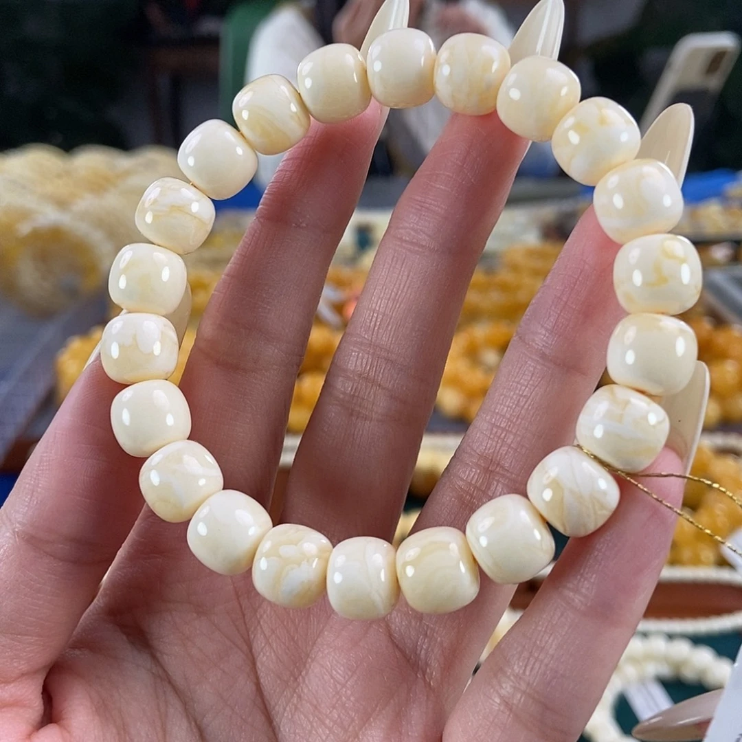 琥珀未镶嵌珠宝奇石10 13.35 瓷白同料