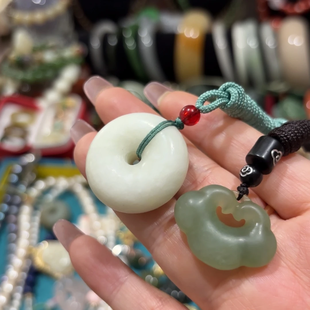 岫岩老玉（透闪石质玉）未镶嵌项圈5打包