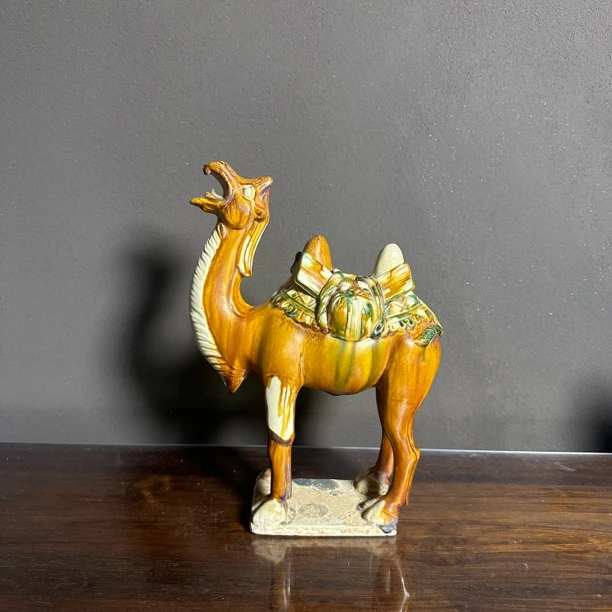 辽三彩骆驼