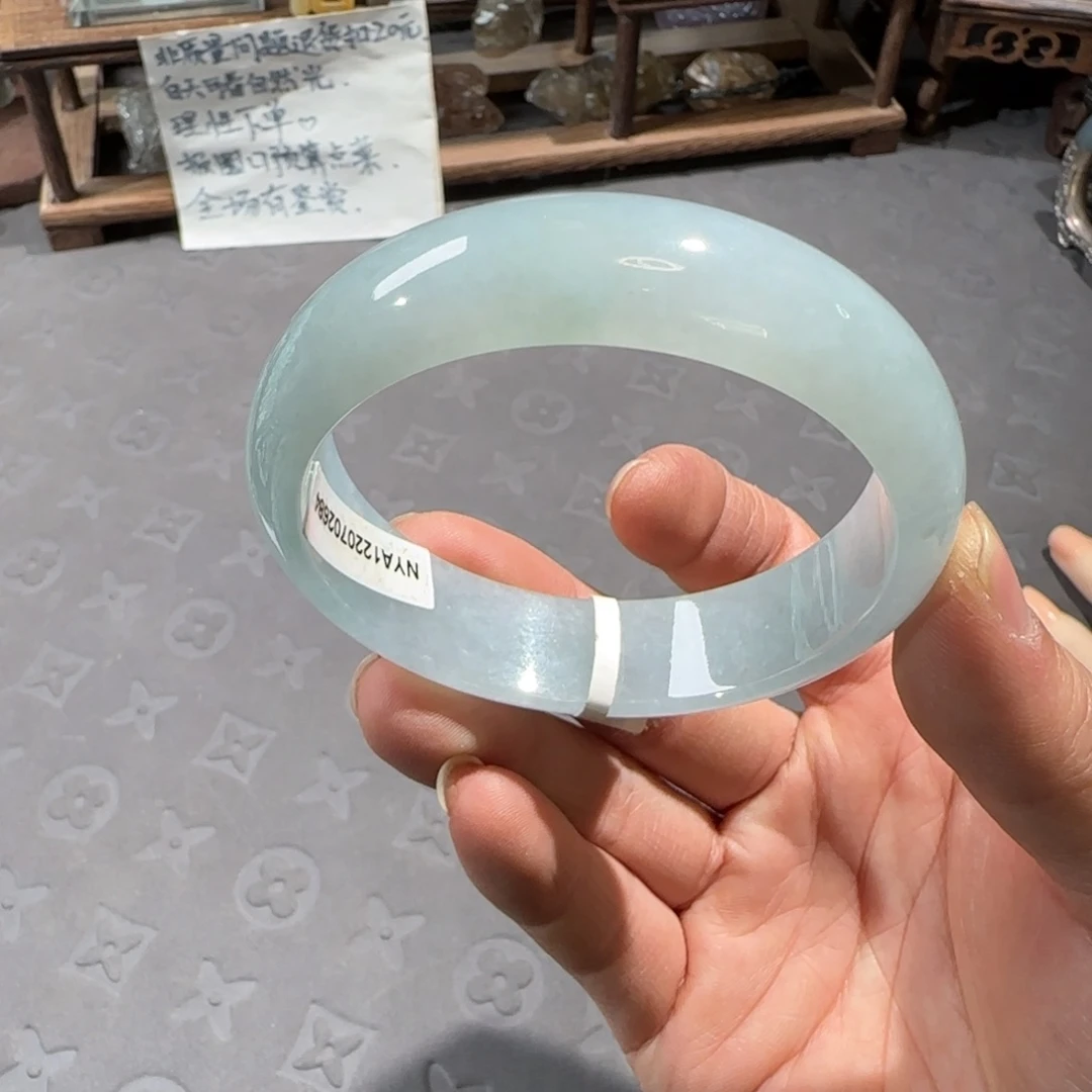 翡翠未镶嵌手镯58圈口