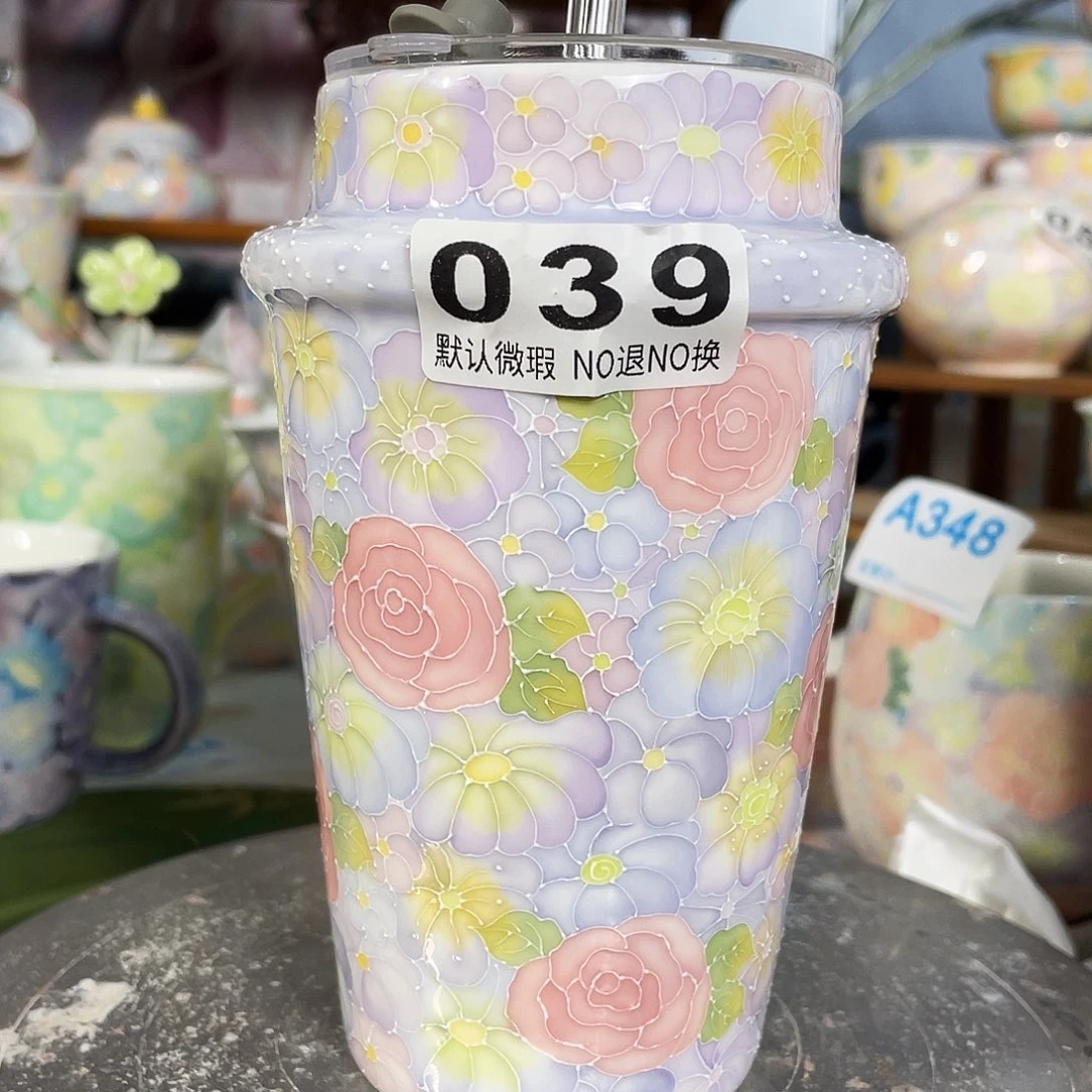 陶瓷双饮款釉下五彩万花玉泥随行杯