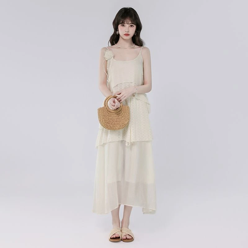 2025夏季新款度假风长款蕾丝拼接吊带连衣裙设计感珍珠开衫两件套