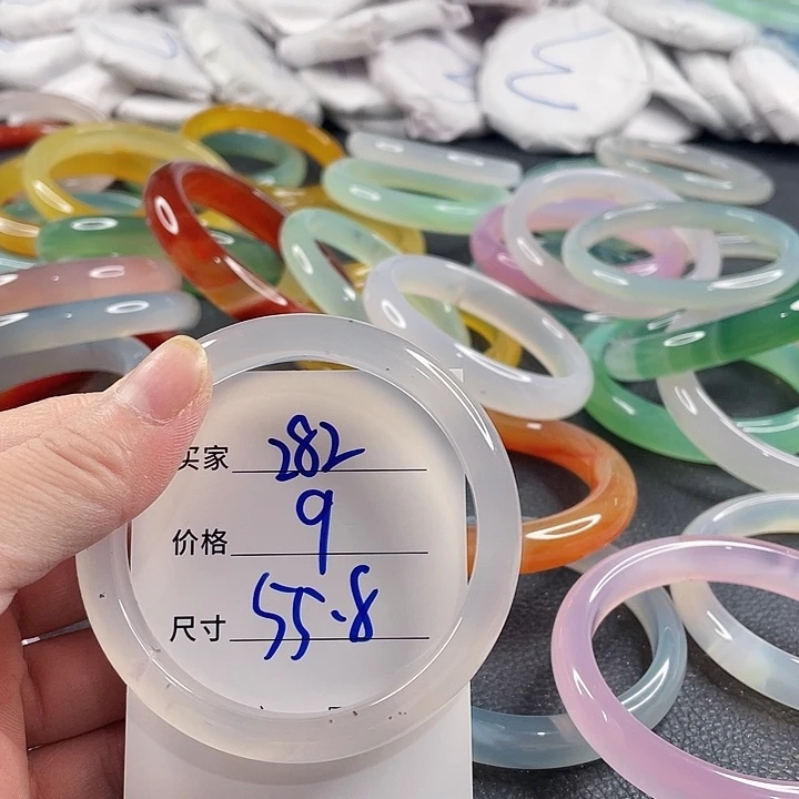 玛瑙/玉髓未镶嵌手镯