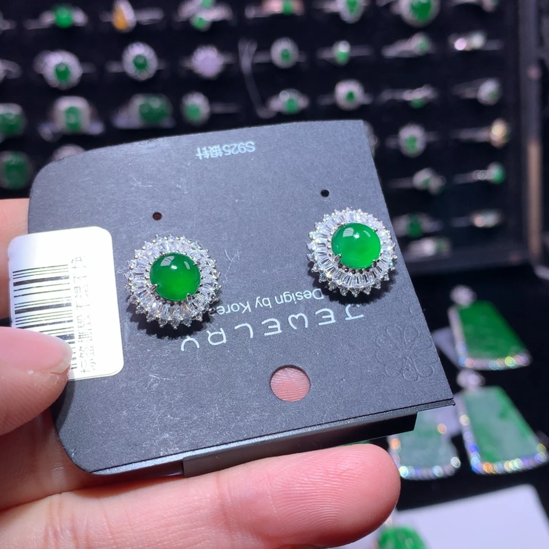 翡翠银S925镶嵌颈饰翡翠