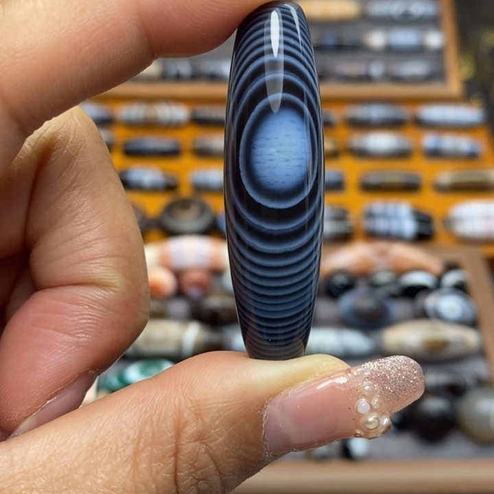 玛瑙/玉髓颈饰未镶嵌?****八