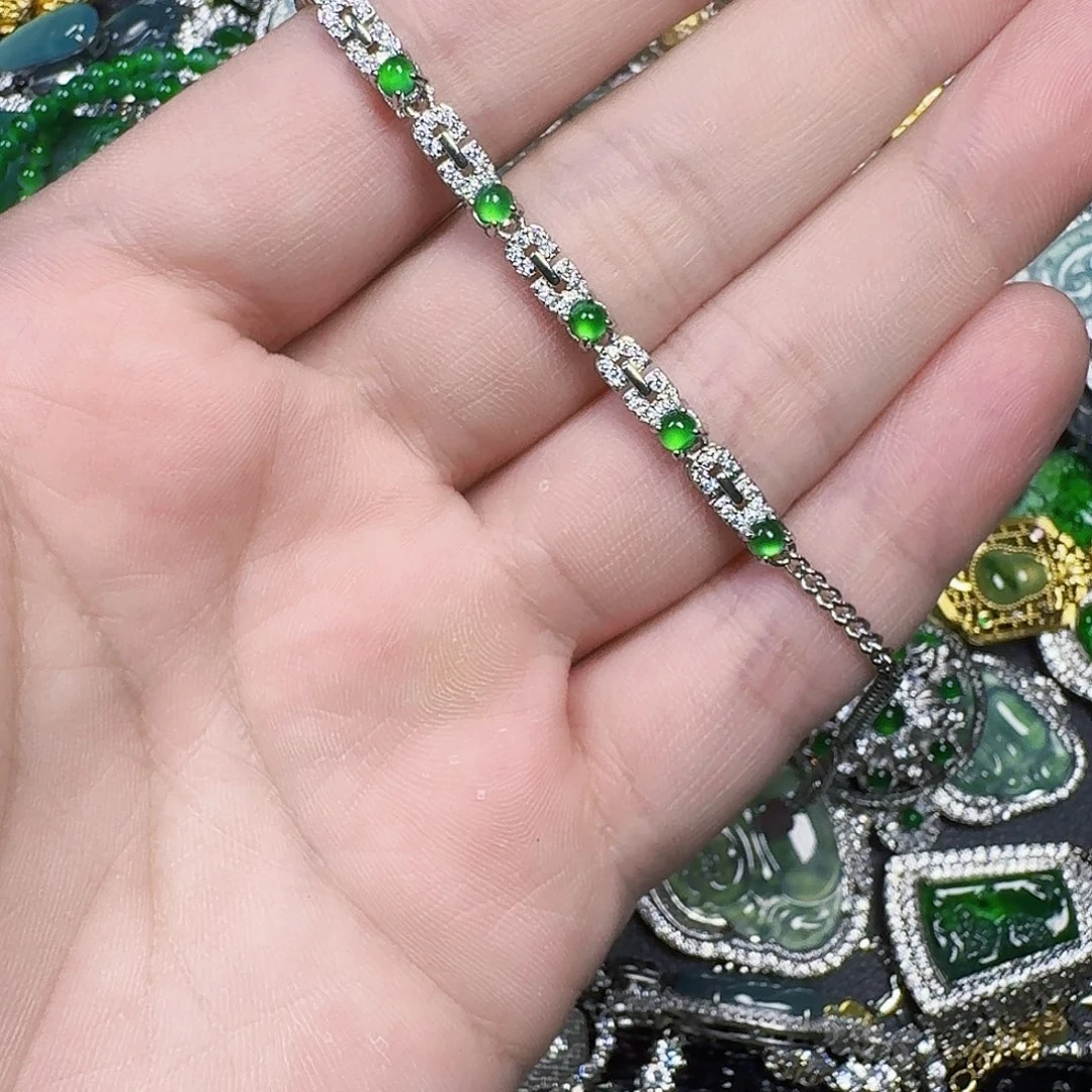 翡翠未镶嵌颈饰天然A货翡翠放漏