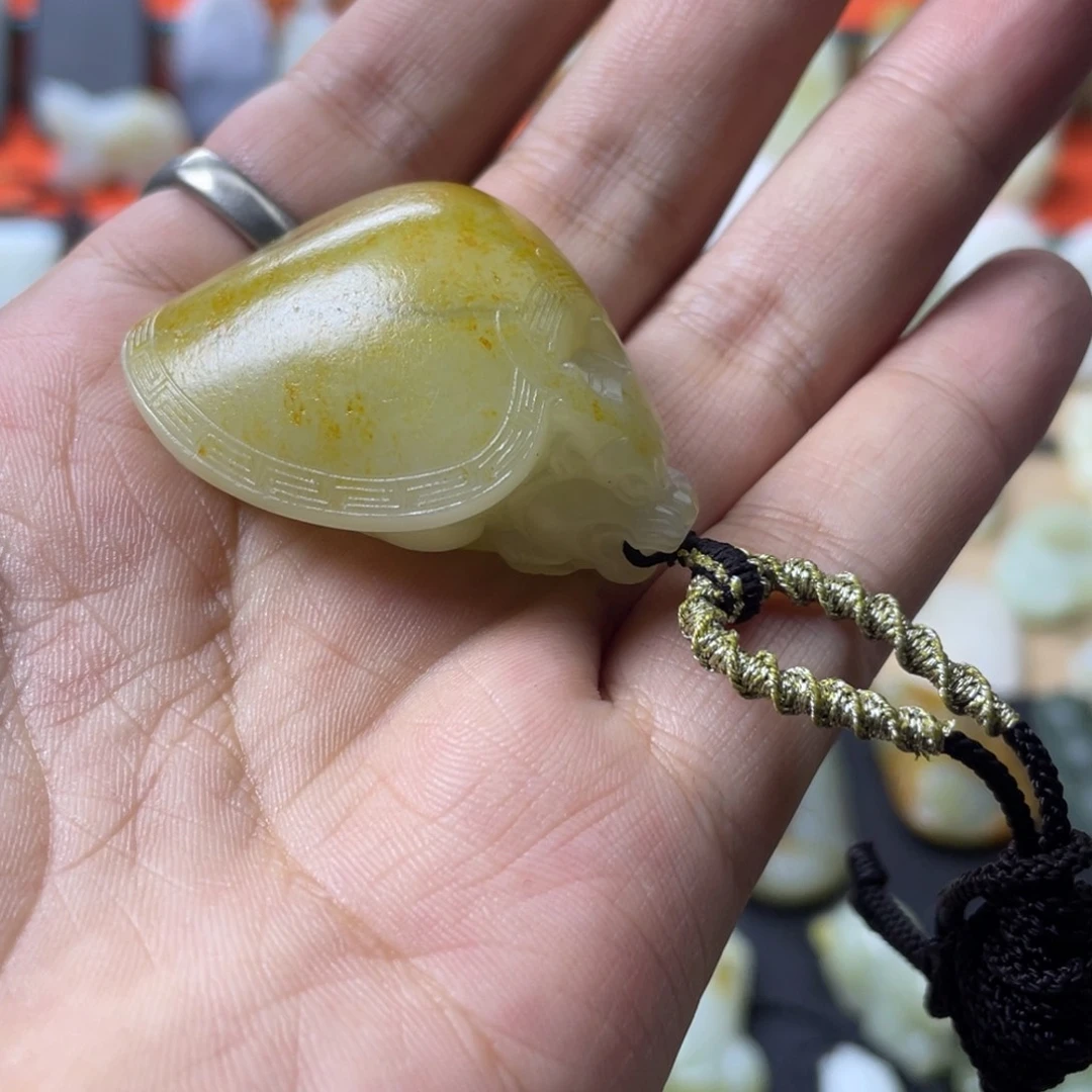 吊坠(不含链)未镶嵌和田玉简*