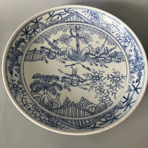 1208 青花人物故事赏盘