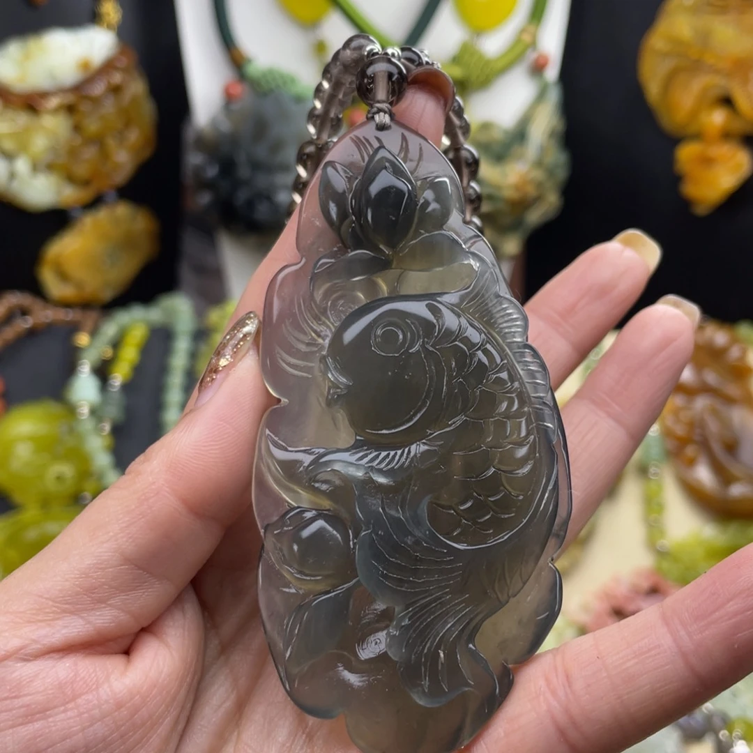 未镶嵌蛇纹石玉颈饰