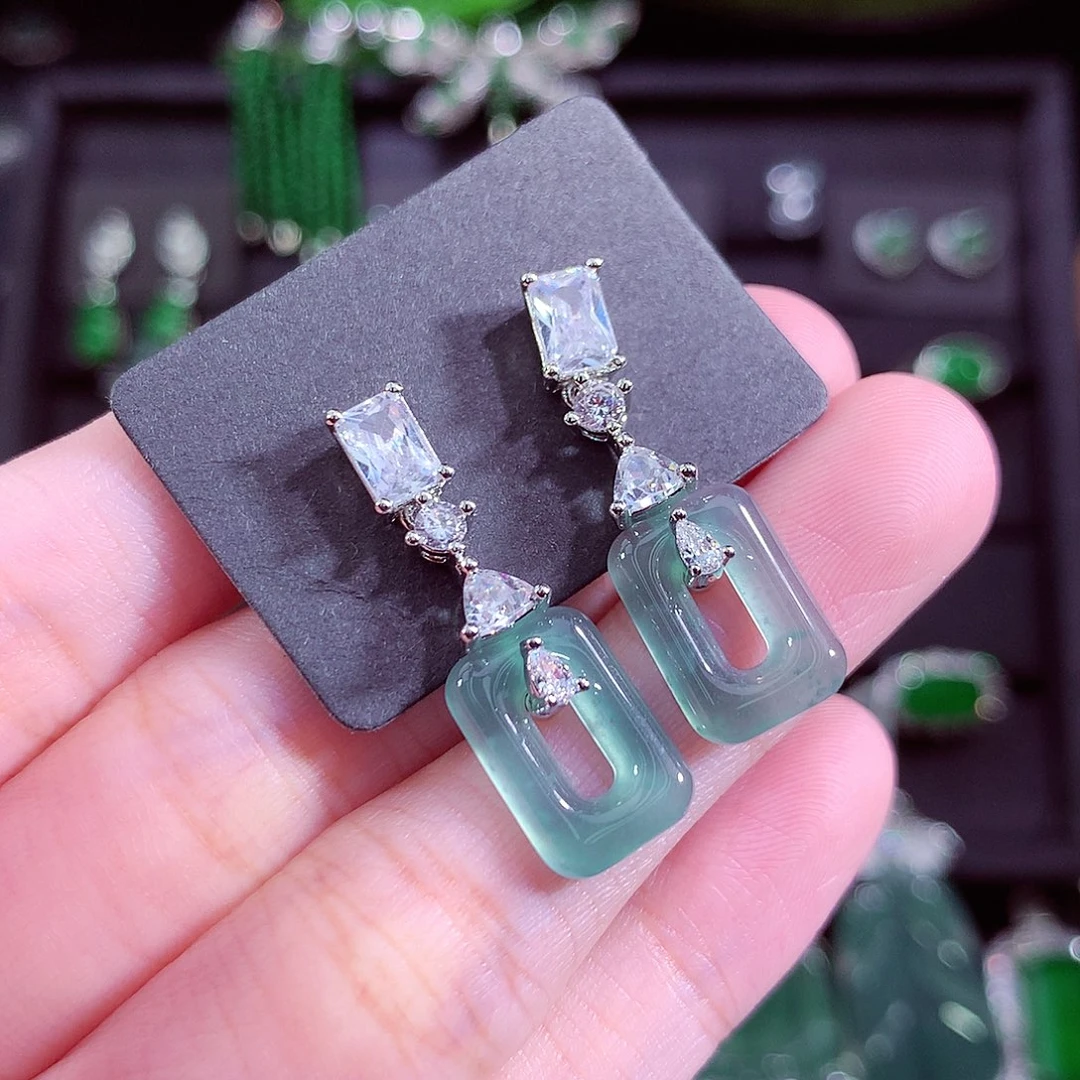 颈饰未镶嵌翡翠天然