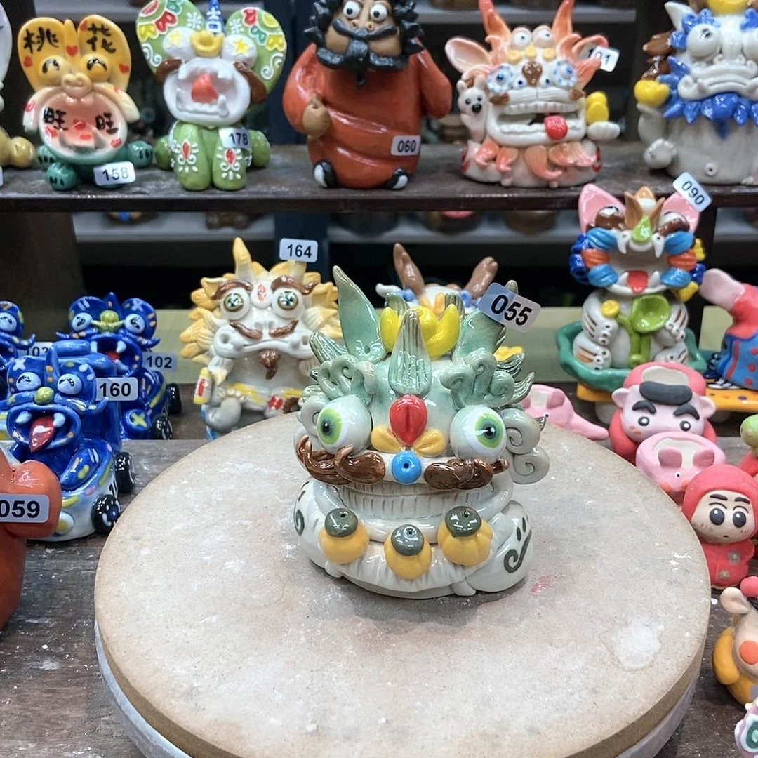 摆件直播间手工抽象陶瓷摆件055