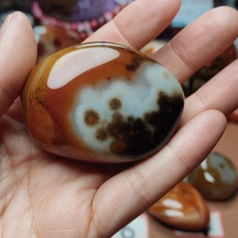 未镶嵌玛瑙/玉髓珠宝奇石小*