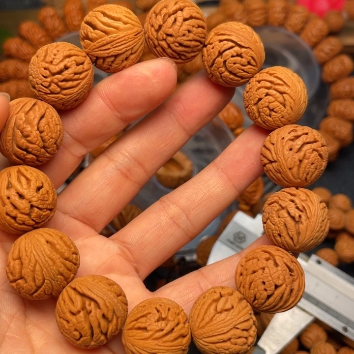 桃核手串龙纹桃核9