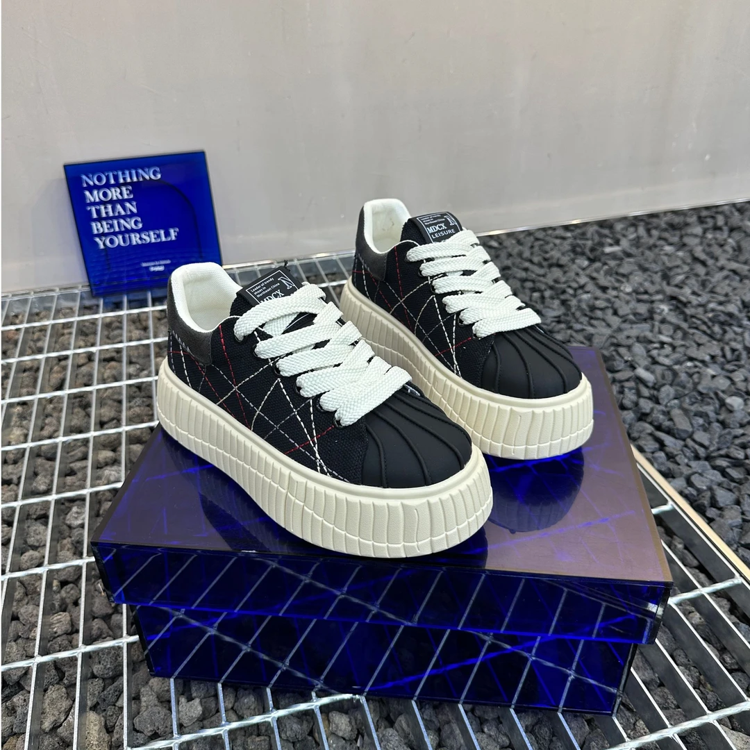 男鞋秋季新款时尚贝壳头低帮舒适百搭轻便男士厚底运动休闲男潮鞋