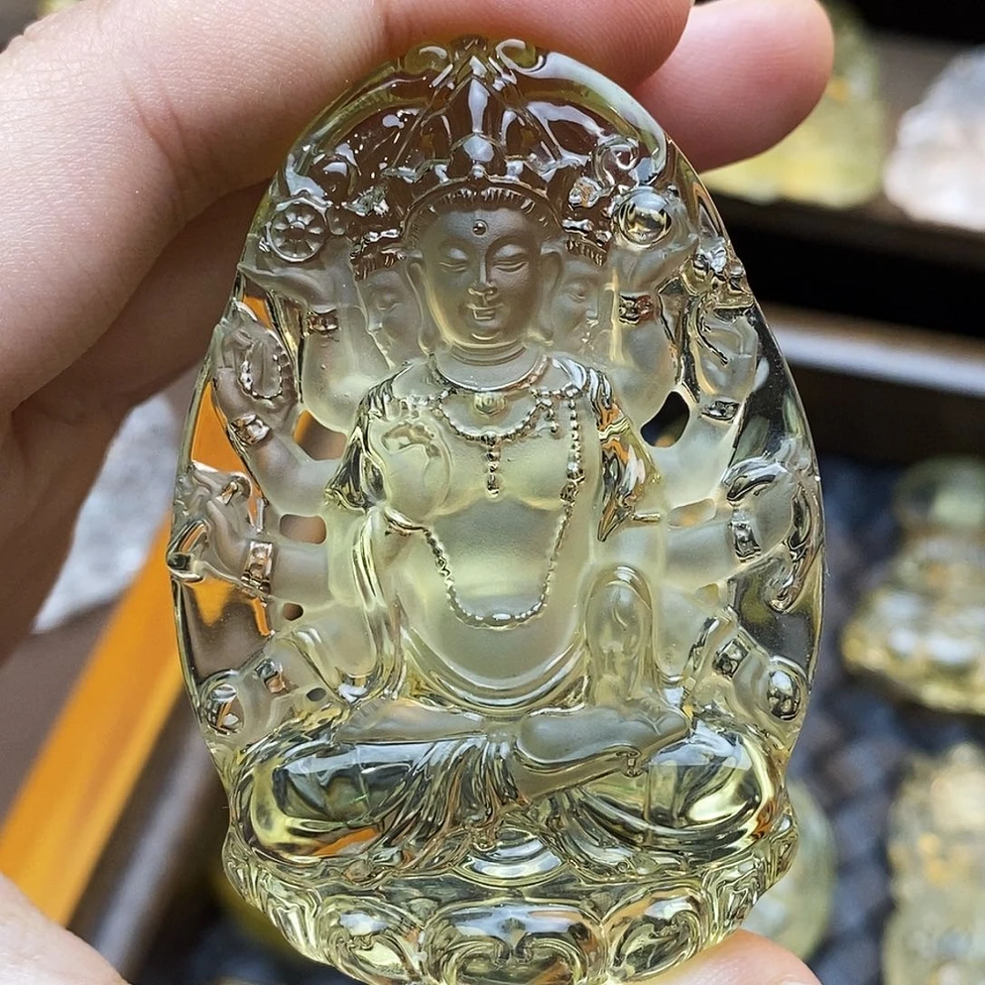 旺***隆未镶嵌吊坠(赠链)水晶