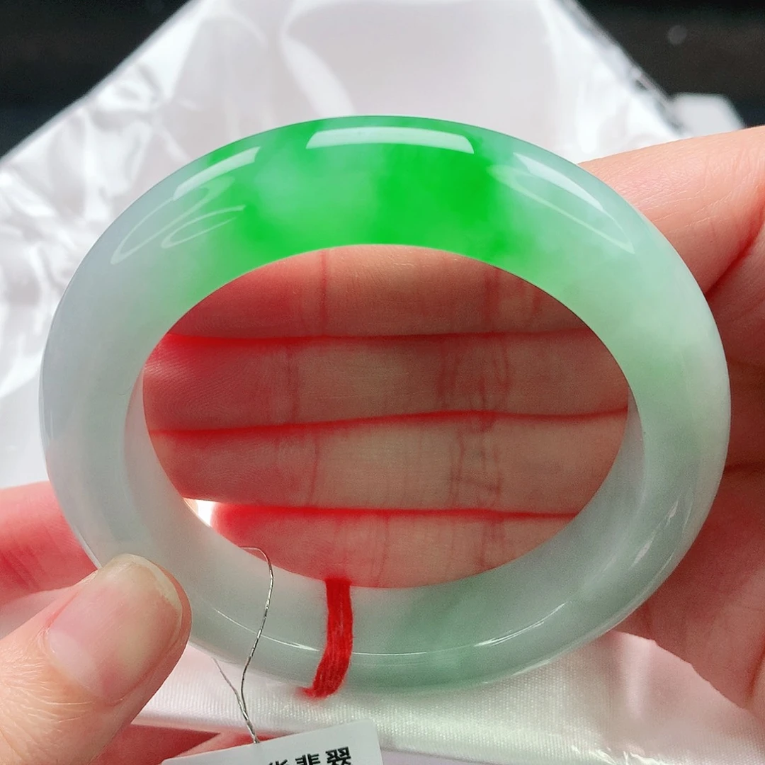 翡翠未镶嵌手镯53圈