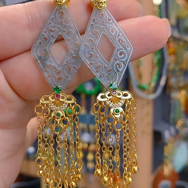 翡翠未镶嵌耳饰翡翠