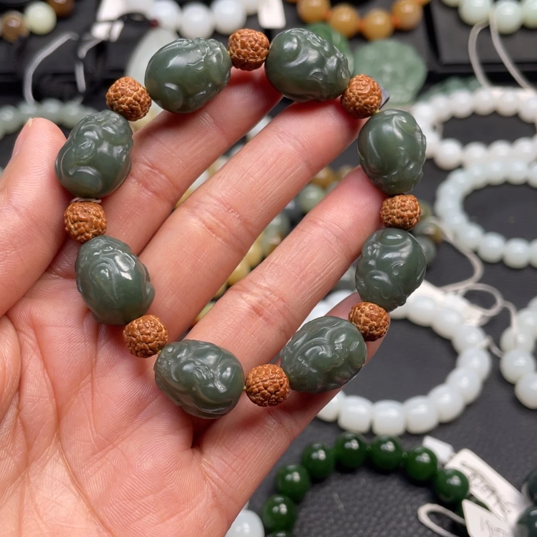 和田玉未镶嵌手链