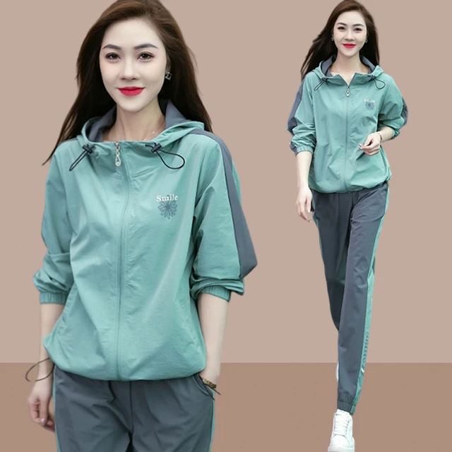 跑步运动服套装女2025新款春秋休闲 时尚小个子连帽气质外套两件