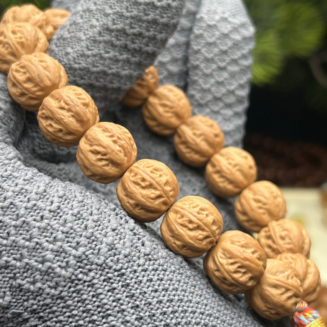 鑫隆猴头-猴头核桃全品京八棱手持，高端龙炎料原皮原色雕刻手持