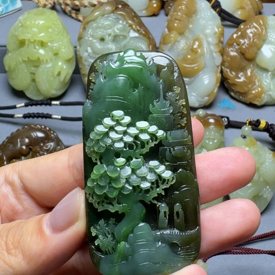 颈饰未镶嵌和田玉