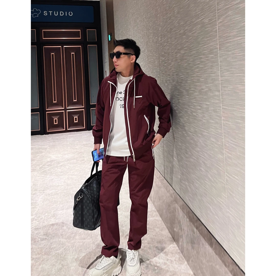 【三角徽章套装】25春夏薄款订制户外运动冲锋衣套装男士时尚休闲