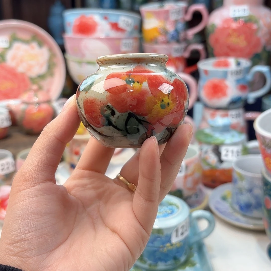 瓷片兔兔好de e mo k l k lv