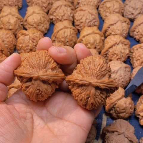 【闪购商品】吊坠文玩核桃秦南疆46