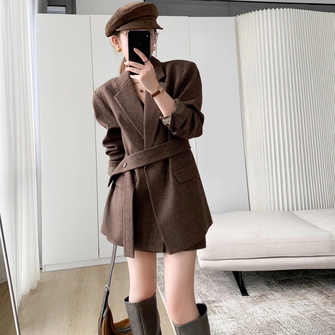 懂点毛呢外套女2025秋冬季新款韩版休闲百搭羊毛洋气西装裙裤套装