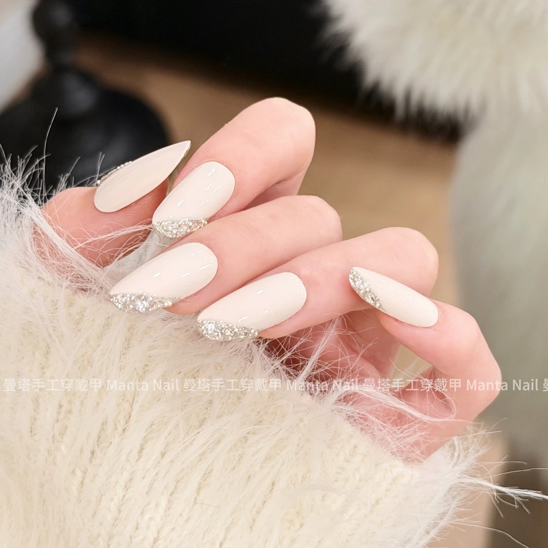 露思白｜裸粉白锆石钢珠铂金爆闪纯欲纯手工穿戴甲重工