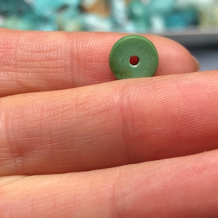 绿松石未镶嵌扣子