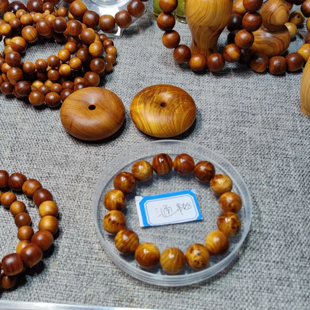 菩****?太行崖柏手工艺品