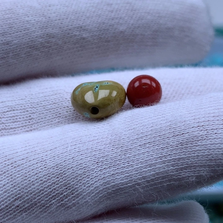 南红玛瑙未镶嵌珠宝奇石