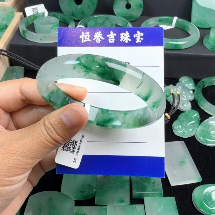 石英质玉未镶嵌手镯