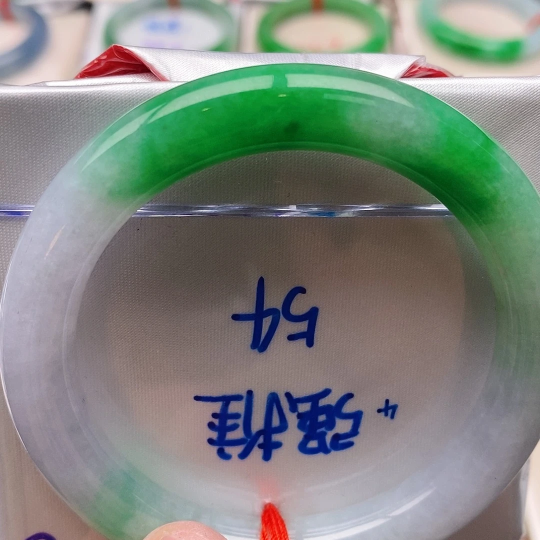 翡翠未镶嵌手镯54