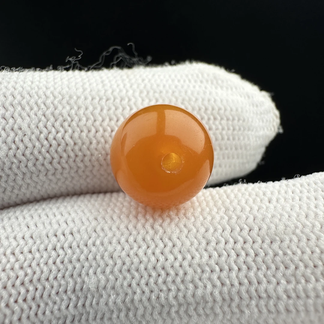 K1316天然原矿蜜蜡 鸡油红扣子11.5*10mm支持复检假一罚十